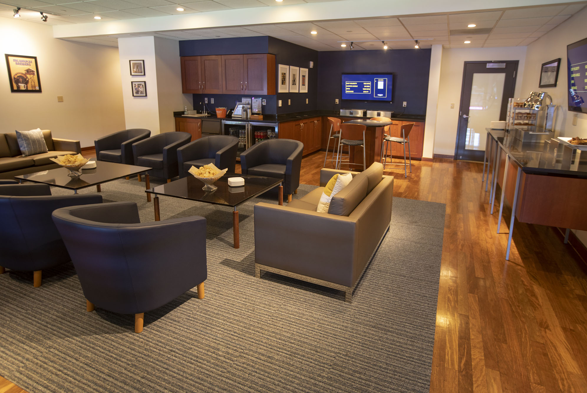 Suite interior